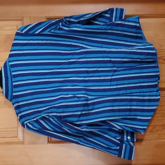 Woman's Van Heusen Studio Button Up Blouse Size Large - Picture 7 of 10